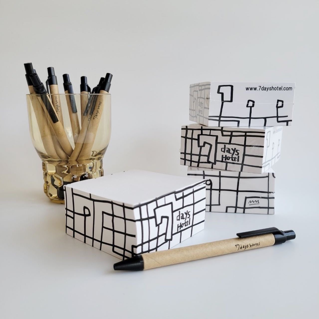 7days hotel オリジナル メモブロック