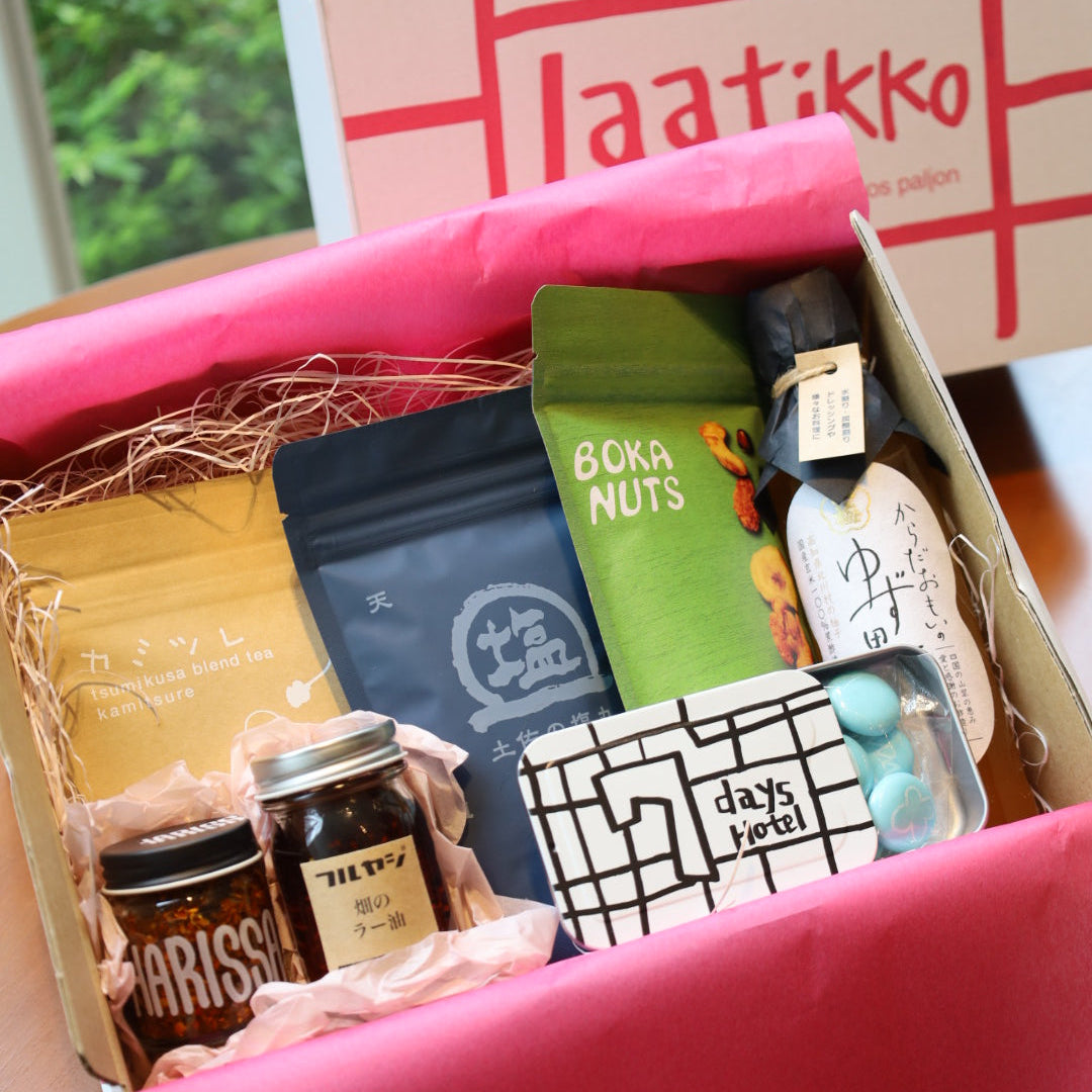 GIFT BOX １