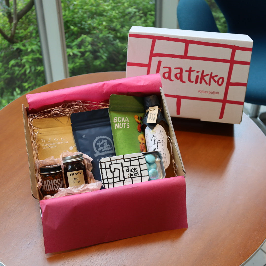 GIFT BOX １